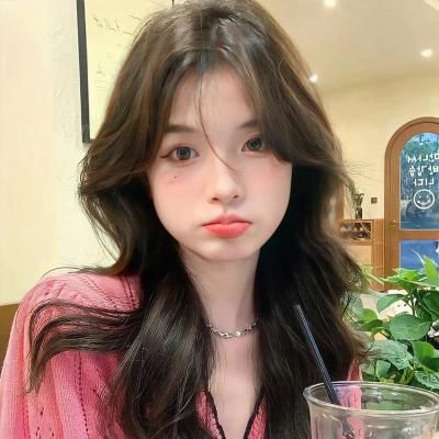 Qros之女以独家新闻为名的疯狂